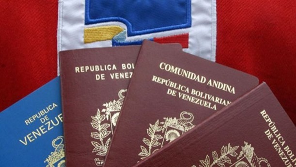 pasaporte-venezolano-con