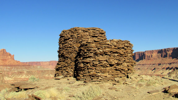 Moqui fort at Fort Bottom