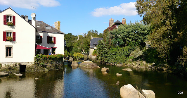 Locronan, Concarneau, Pont-Aven y Malestroit. - TOUR DE FRANCE. (11)