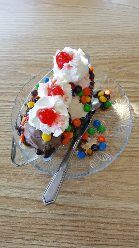 Ice Cream Shop «Big Dipper Creamery - Blaine», reviews and photos, 1250 126th Ave NE, Blaine, MN 55434, USA