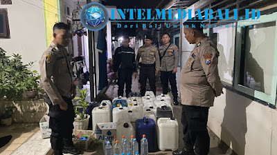 Polres Situbondo Berhasil Amankan Puluhan Jerigen Isi Arak Saat Operasi Pekat Semeru 2024