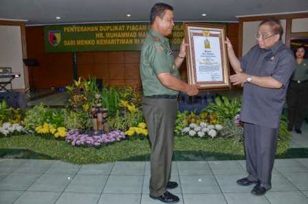 berita terkait piagam pahlawan nasional