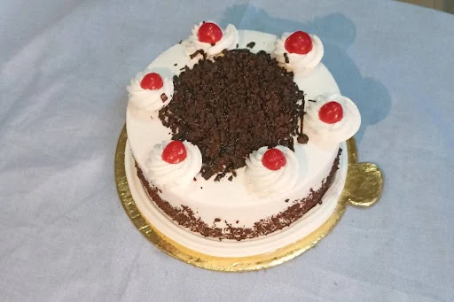 Special Black Forest Cake [900 Grams]