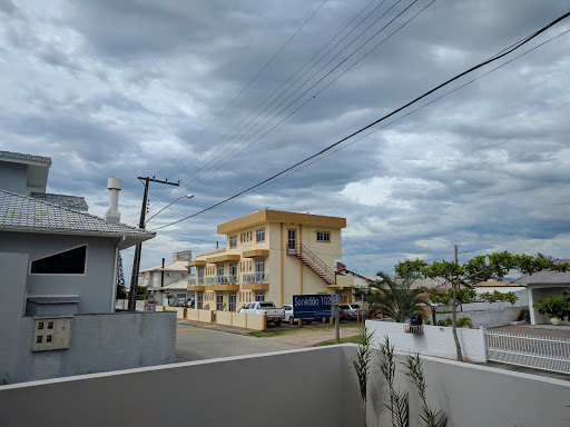 Pousada Sol e Lua, R. Quatrocentos e Setenta e Sete, 1 - Ponta do Papagaio, Palhoça - SC, 88130-300, Brasil, Residencial, estado Santa Catarina