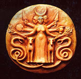 Hecate Medalion