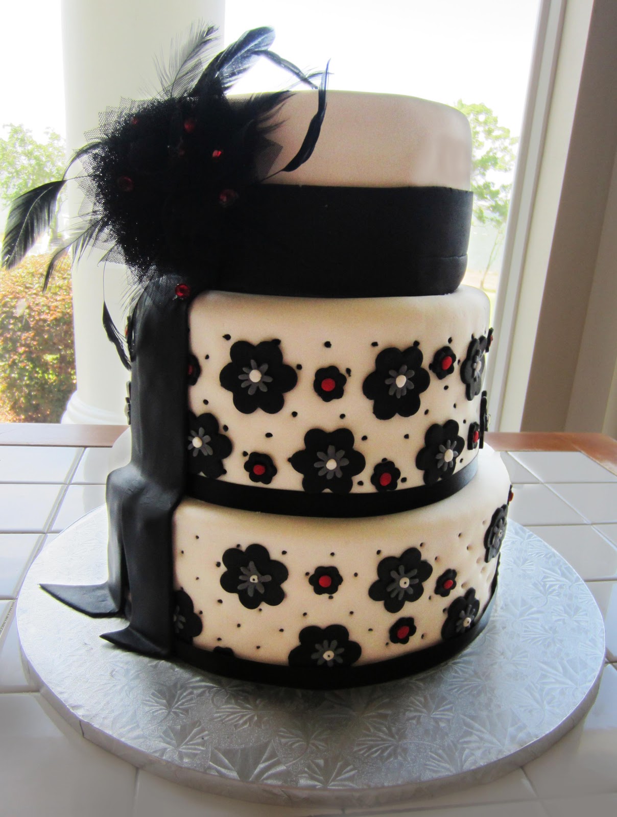 black red and white wedding