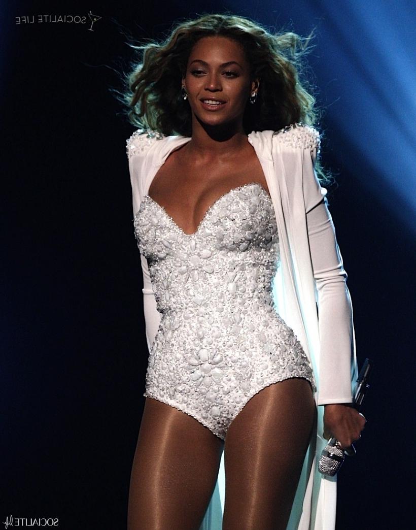 Beyonce performed Ave Maria and Arms of an Angel at the 2009 BET Awards