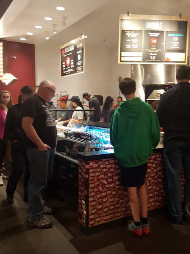 Pizza Restaurant «MOD Pizza», reviews and photos, 6447 Grand Ave, Gurnee, IL 60031, USA