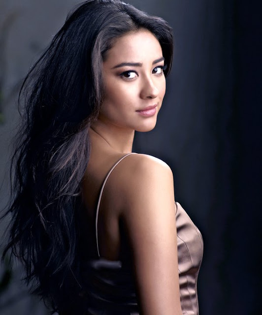 Shay Mitchell Dp Profile Pics