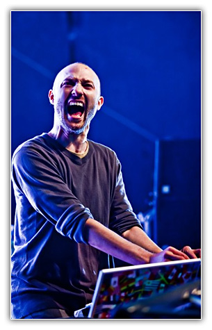 Paul Kalkbrenner - Essential Mix-SAT-07-30-2011