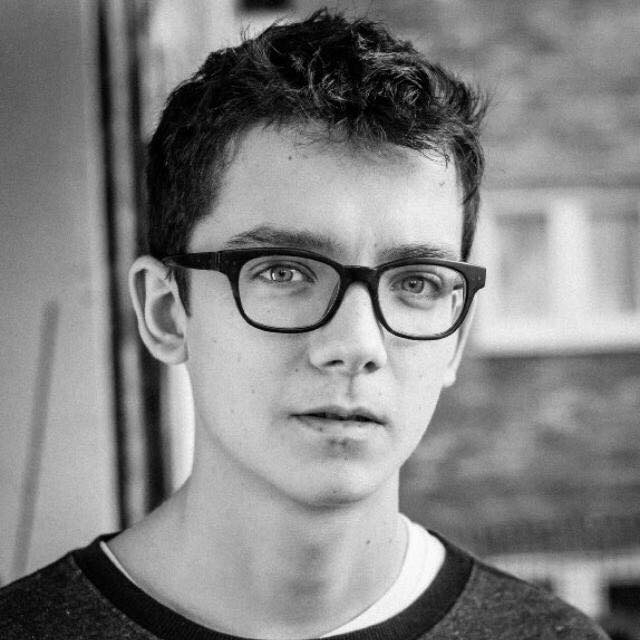 Asa Butterfield Profile Pics Dp Images