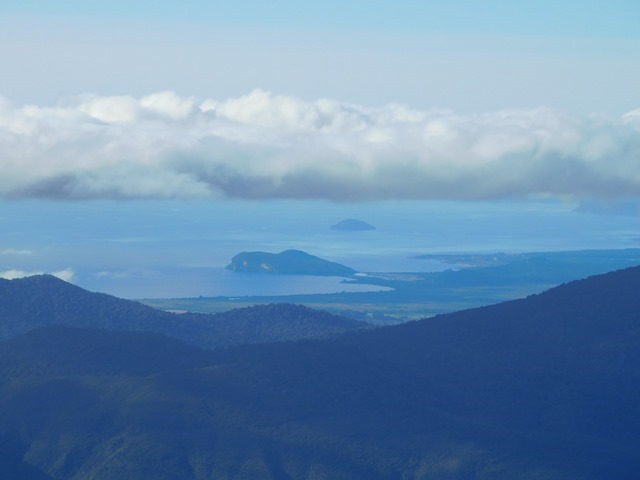 C196_NZ NI Tongariro Alpine Crossing_2018-06-08_DSCN1157