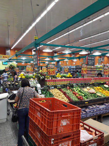 Savegnago Supermercados, Av. José da Silva, 3913 - Jardim Integracao, Franca - SP, 14405-391, Brasil, Lojas_Bebidas, estado São Paulo