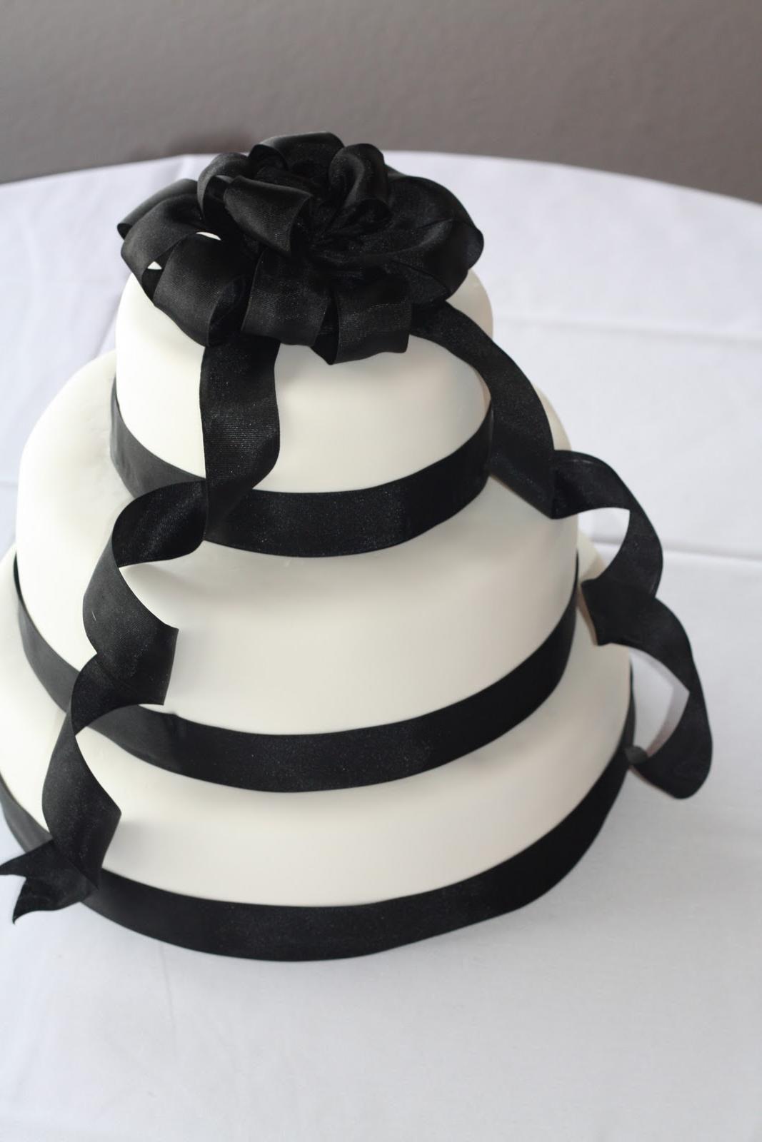 blue and black wedding cake