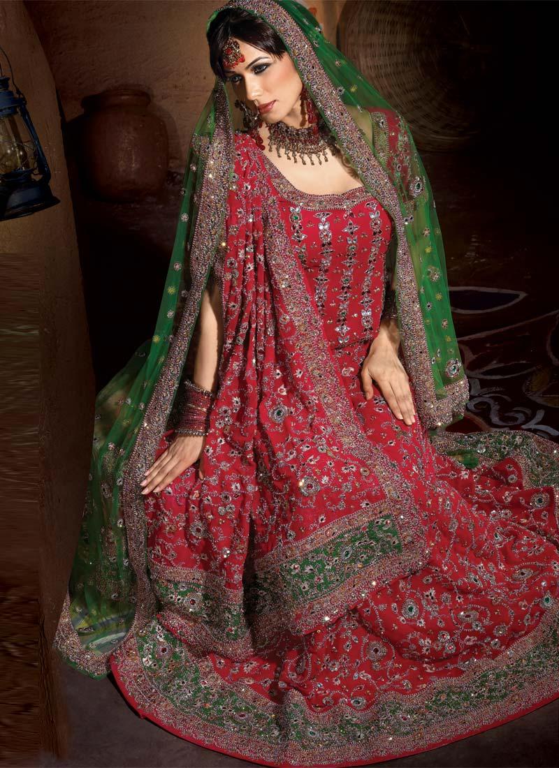 Bridal Lenghas: Bridal Lehenga