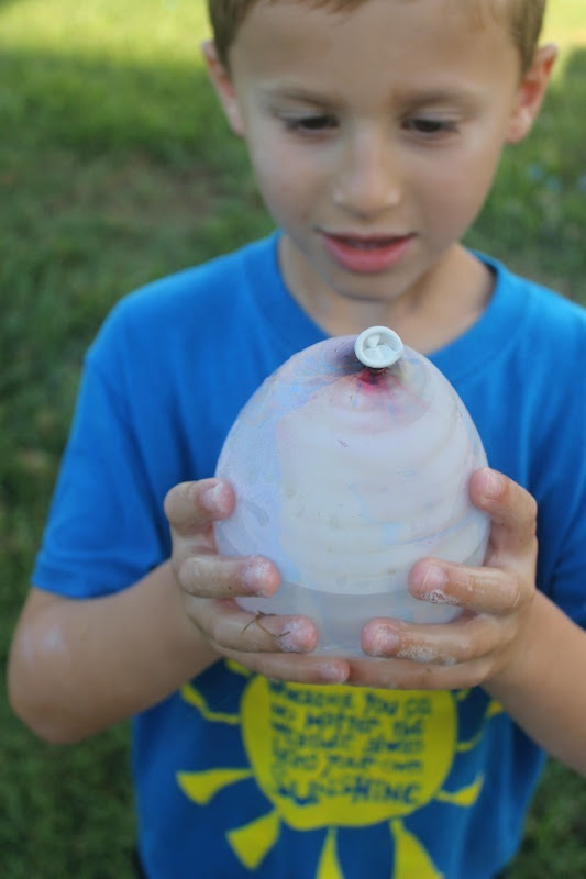 water balloon toss