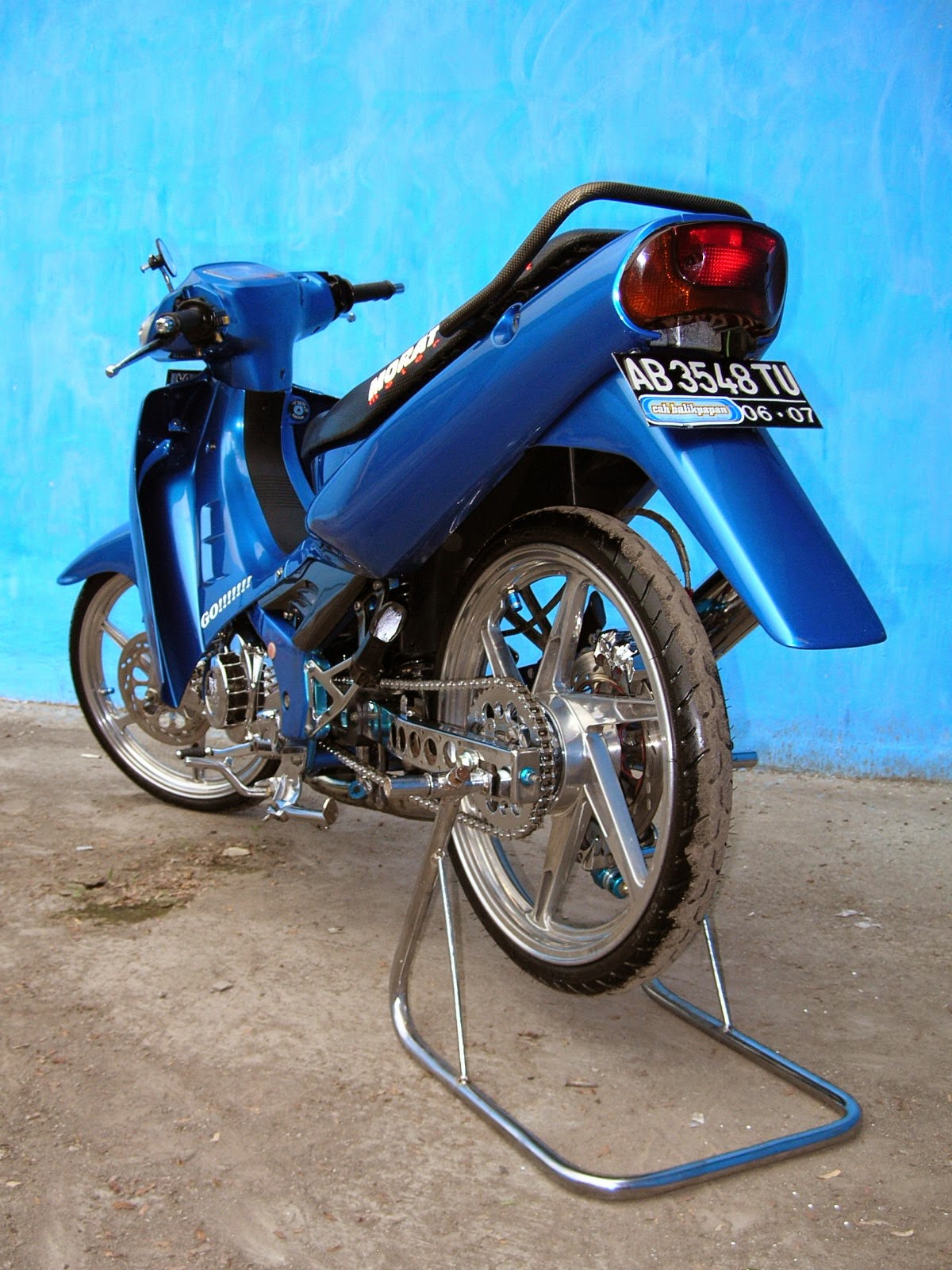 Modifikasi Motor Suzuki Satria R