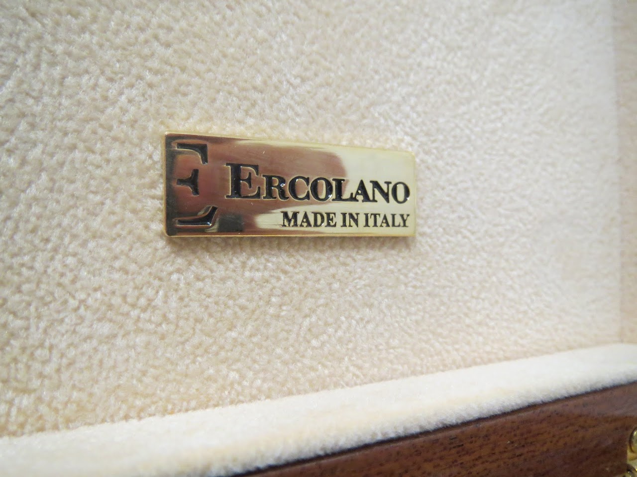 Ercolano Burl Inlayed Wooden Jewlery Box