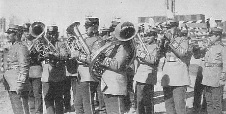 파일:external/upload.wikimedia.org/Manchukuo_Military_Band.jpg