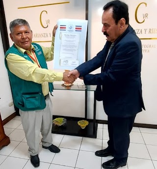 El Comité Internacional de Derechos Humanos nombra a Víctor Hugo Velasco Iporre (Presidente de la Asociación Boliviana de Derechos  Humanos) como su nuevo Vicepresidente y Canciller de la Paz Mundial