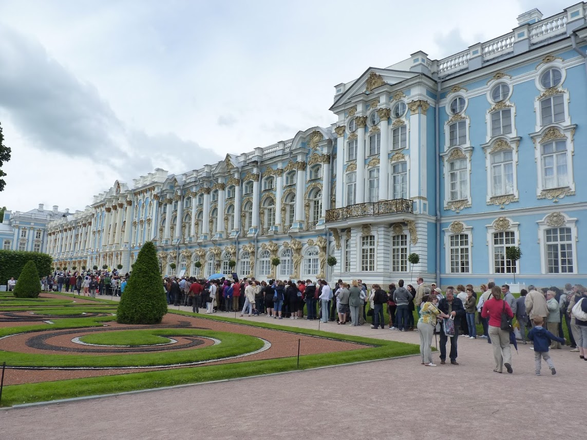 Писатели город пушкин. Город Пушкин Царское село. Город Пушкин достопримечательности. Царское село улицы города фото администрация. 6 Корпус Царское село.