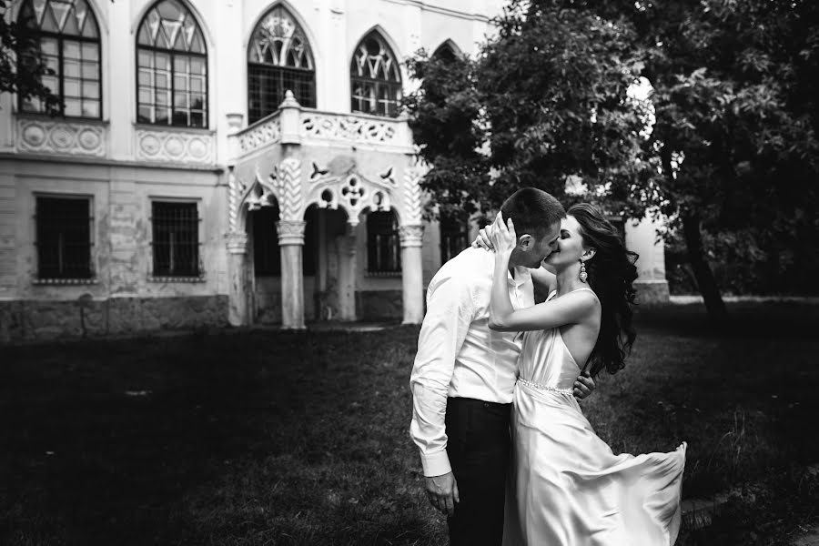 Wedding photographer Elena Dyakiv (djakiv). Photo of 13 September 2016