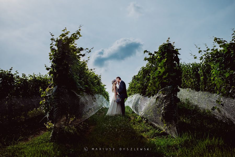 Wedding photographer Mariusz Dyszlewski (mdyszlewski). Photo of 19 September 2018