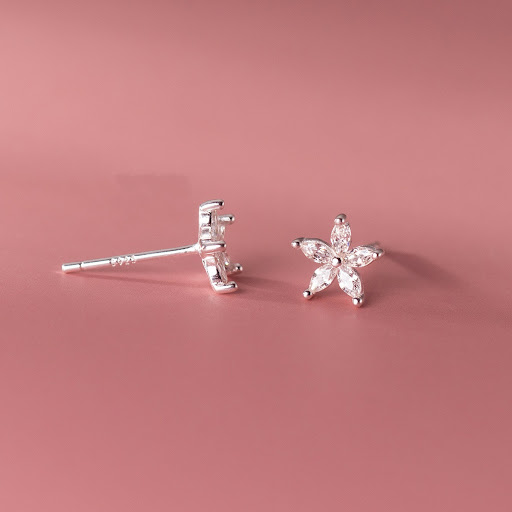 Title 2, Womens S925 Sterling Silver Diamond Five Petal...