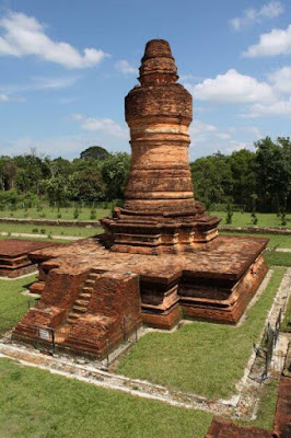 candi-4-muara-takus.jpg