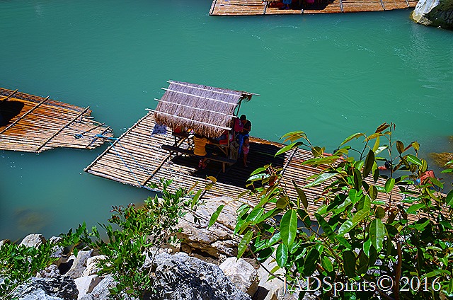 A family enjoying quality time at Penaranda River, Minalungao National Park