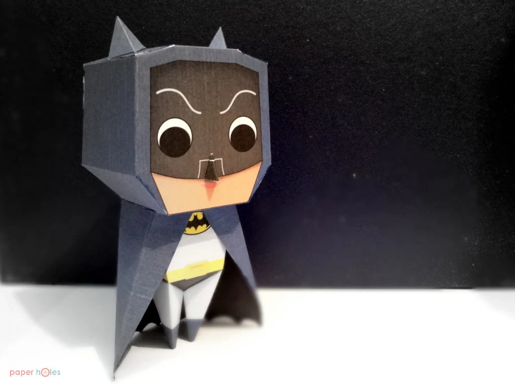 Classic Batman Papertoy in action