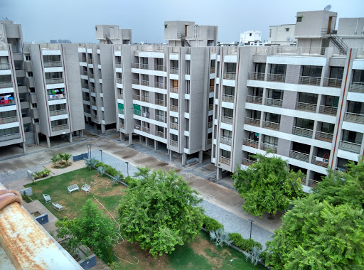 Devnandan Summit, PSY Rd, Sargaasan, Gandhinagar, Gujarat 382421, India, Apartment_Building, state GJ