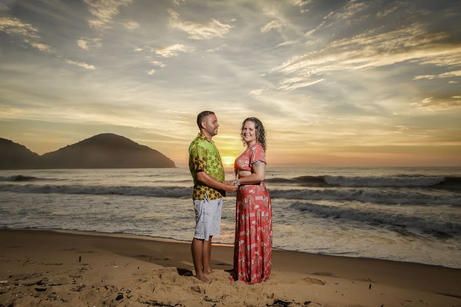 Fotografo di matrimoni Rogerio Vilas Boas (rogeriovilasboas). Foto del 5 maggio 2020