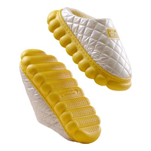 Title 7, Womens thick-soled, soft indoor slippers, wate...