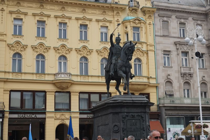 03/10- Zagreb: De una vibrante capital centroeuropea - Un breve viaje a la antigua Yugoslavia (26)