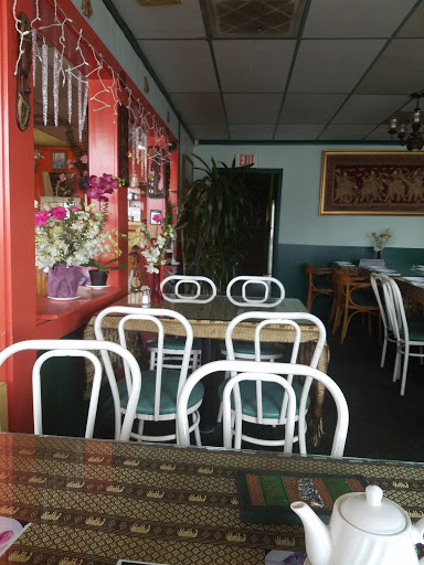 Thai Restaurant «Thai Plate Restaurant», reviews and photos, 10311 Hawthorne Blvd, Inglewood, CA 90304, USA