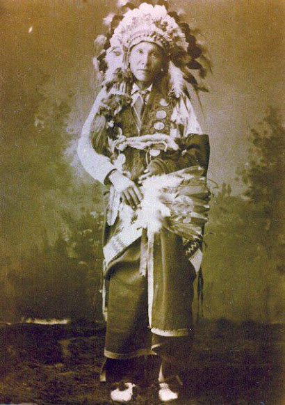 Oglala man - circa 1900 | Native american reservation, American indian ...