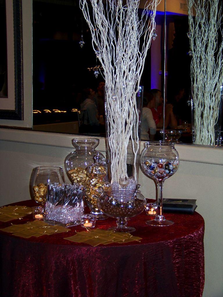 center piece decoration.