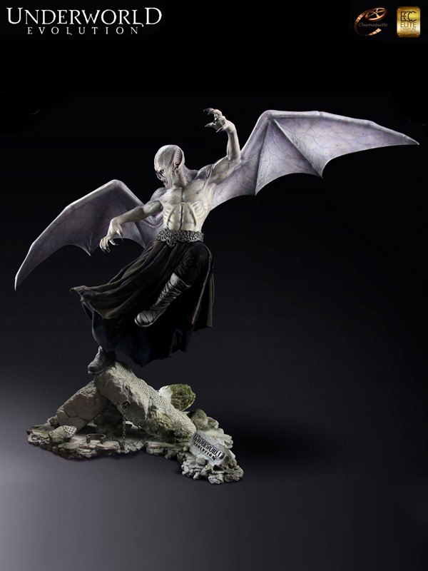 파일:external/media.toy-palace.com/marcus---cinemaquette---underworld-evolution-112-cm_TOY18070_2.jpg