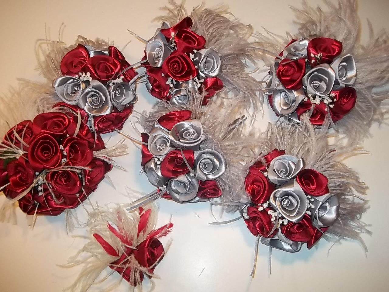 1 Bridal bouquet in Scarlet