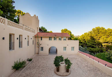 House with terrace 2