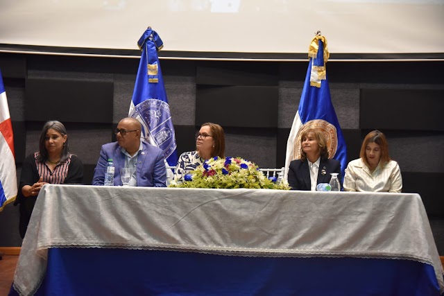 Facultad de Artes de la UASD e Inafocam imparten con éxito diplomado en cine  