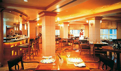 Gatsby 2000, No. 132, Crowne Plaza Chennai Adyar Park, T T K Road, Alwarpet, Chennai, Tamil Nadu 600018, India, Nightclub, state TN