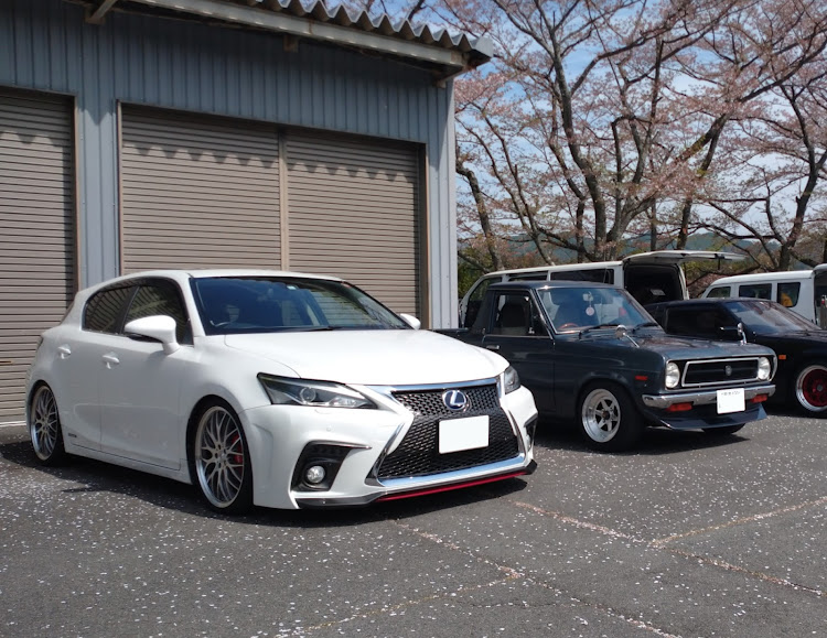 CTのCT200hの日・レクサス10系祭り・毎月10日はL10系GSの日に関するカスタム事例の投稿画像1枚目
