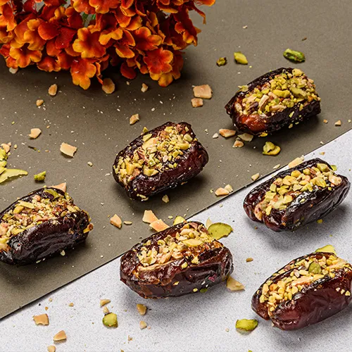 Dates Stuffed Gulkand Almond