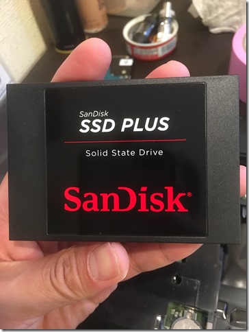 IMG 9029 thumb1 - 【こんなに簡単に爆速( *'д')bｲｲ!!】SanDisk SSD PLUS （サンディスク エスエスディー プラス）240GB【初めてのSSD換装レビュー】