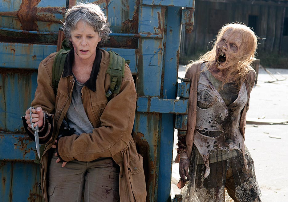 파일:the-walking-dead-episode-616-carol-mcbride-935.jpg