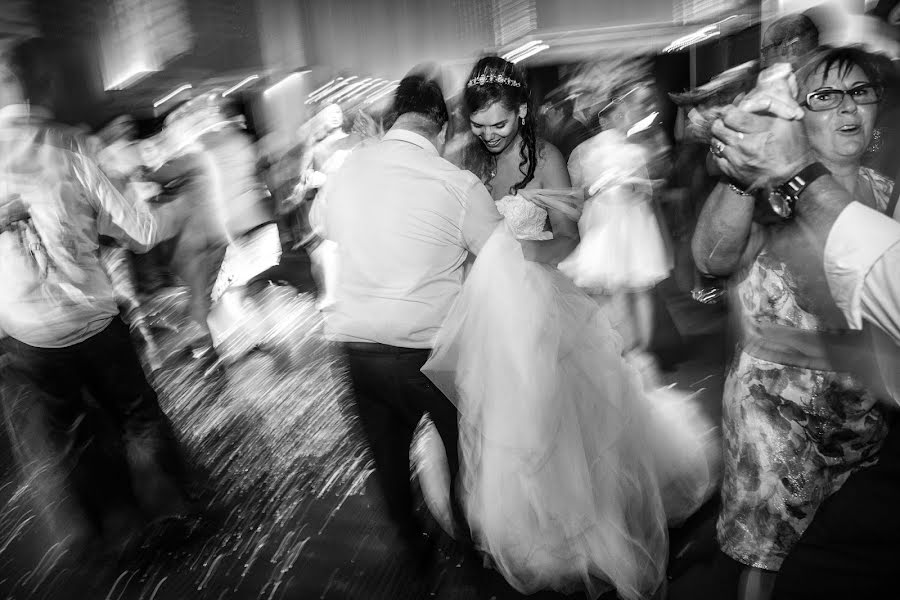 Fotógrafo de casamento Santiago Moldes (imagingfactory). Foto de 1 de novembro 2017