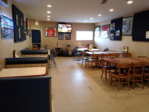 Bar «St Paul Tavern», reviews and photos, 103 N Webster St, St Paul, IN 47272, USA