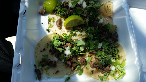 Mexican Restaurant «Tacos El Paisano», reviews and photos, 1392 E Main St, Woodland, CA 95776, USA